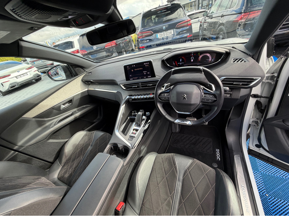 2020 Peugeot 3008 - image 17
