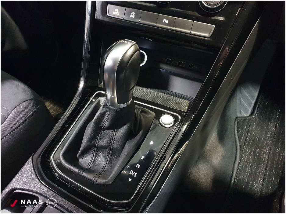 2019 Volkswagen Touran HIGHLINE 1.4 TSI (192) €25,945