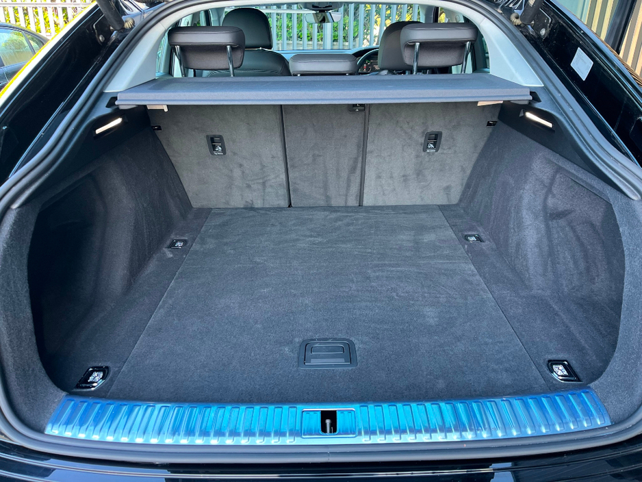 2023 Audi e-tron - image 36