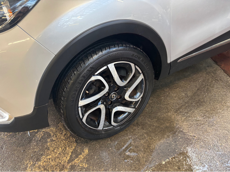 2021 Renault Captur ICONIC TCE 90 MY19 EVAP €13,750