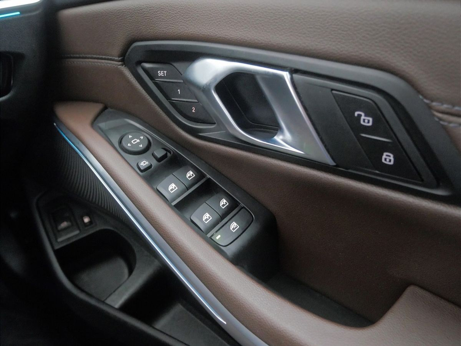 2024 BMW 3 Series 330e M Sport Saloon €48,900