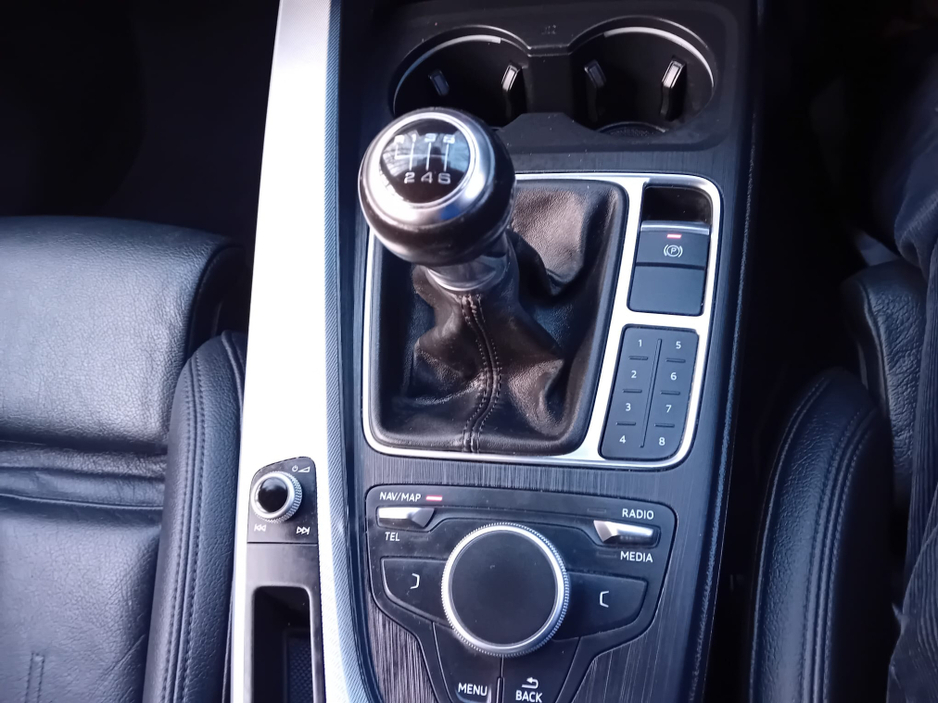 2017 Audi A4 - image 33