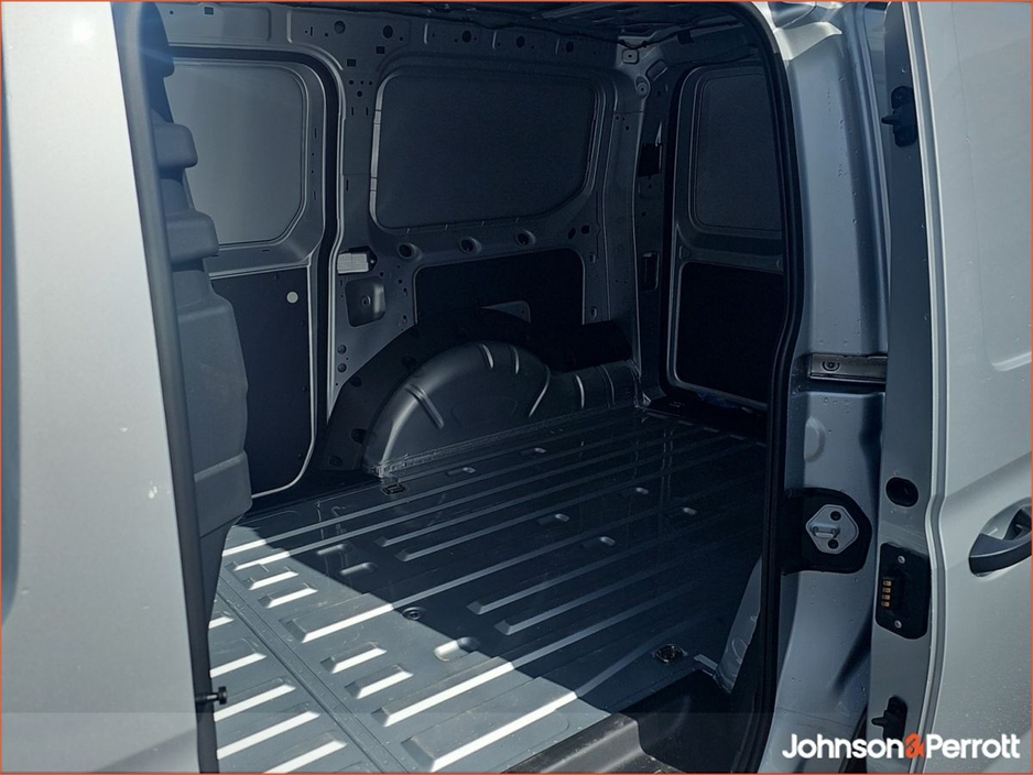 2026 Ford Transit Connect - image 3