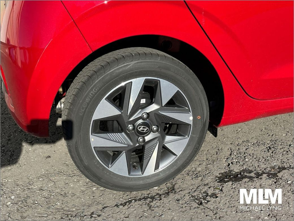 2025 Hyundai i10 i10 Deluxe Plus €22,995