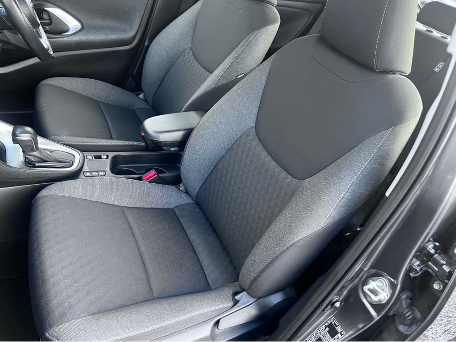 2022 Toyota Yaris 2022 Toyota Yaris 1.5 Self-Charging Hybrid €19,750