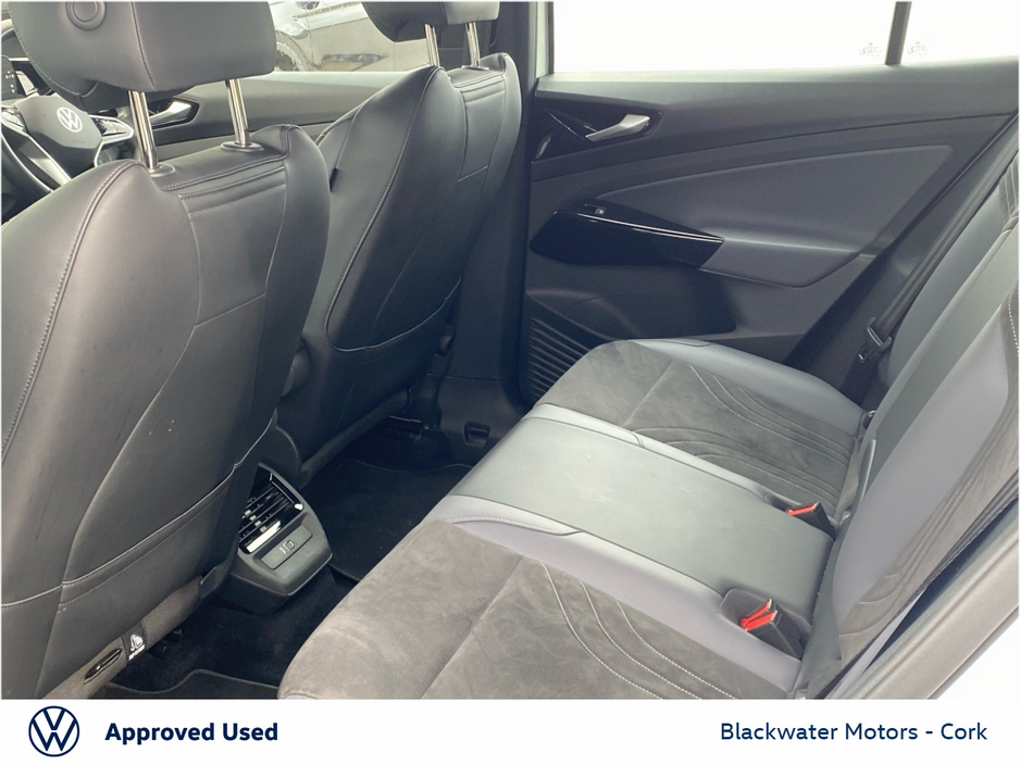 2023 Volkswagen ID.4 52KWH 148BHP LIFE PURE WITH 'STYLE' INTERIOR €25,995