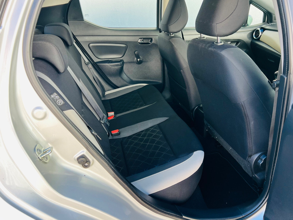 2018 Nissan Micra - image 9