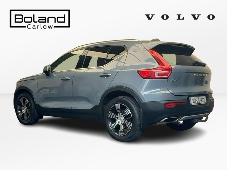 2020 Volvo XC40 - image 3