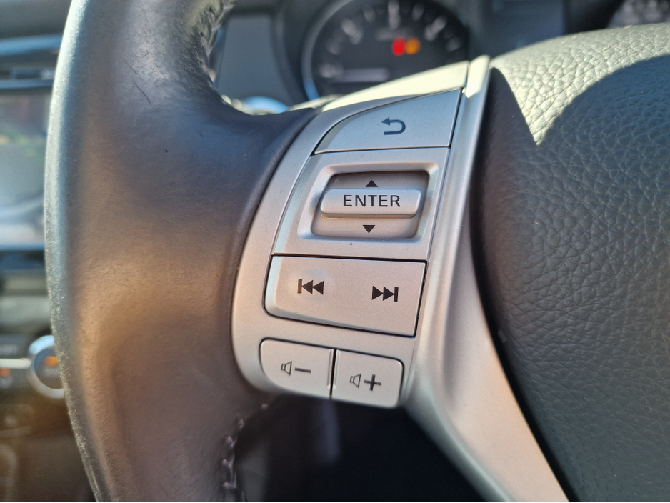 2017 Nissan Qashqai - image 16