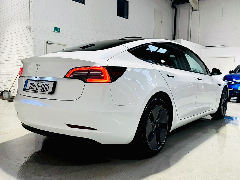2023 Tesla Model 3 - image 6