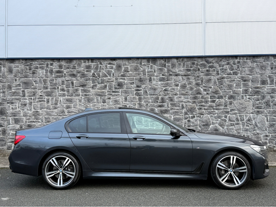 2018 BMW 7 Series 730D M SPORT FSH AUTO Huge Spec €26,950