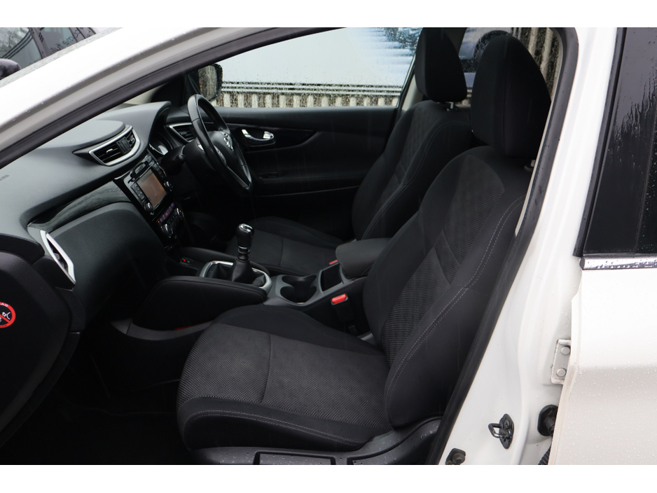 2017 Nissan Qashqai N-CONNECTA 360  Great Spec Exceptional Condition! €13,995