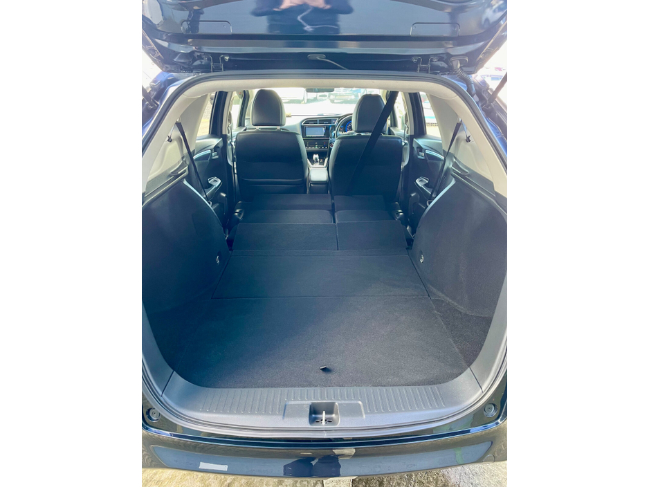 2016 Honda Shuttle - image 25