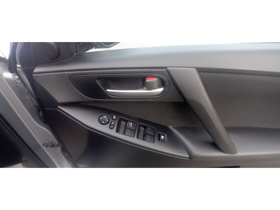 2012 Mazda Mazda3 **LOW MILEAGE**1.6 D SPORT 115PS 4DR €5,950