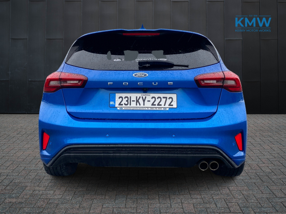 2023 Ford Focus - image 19