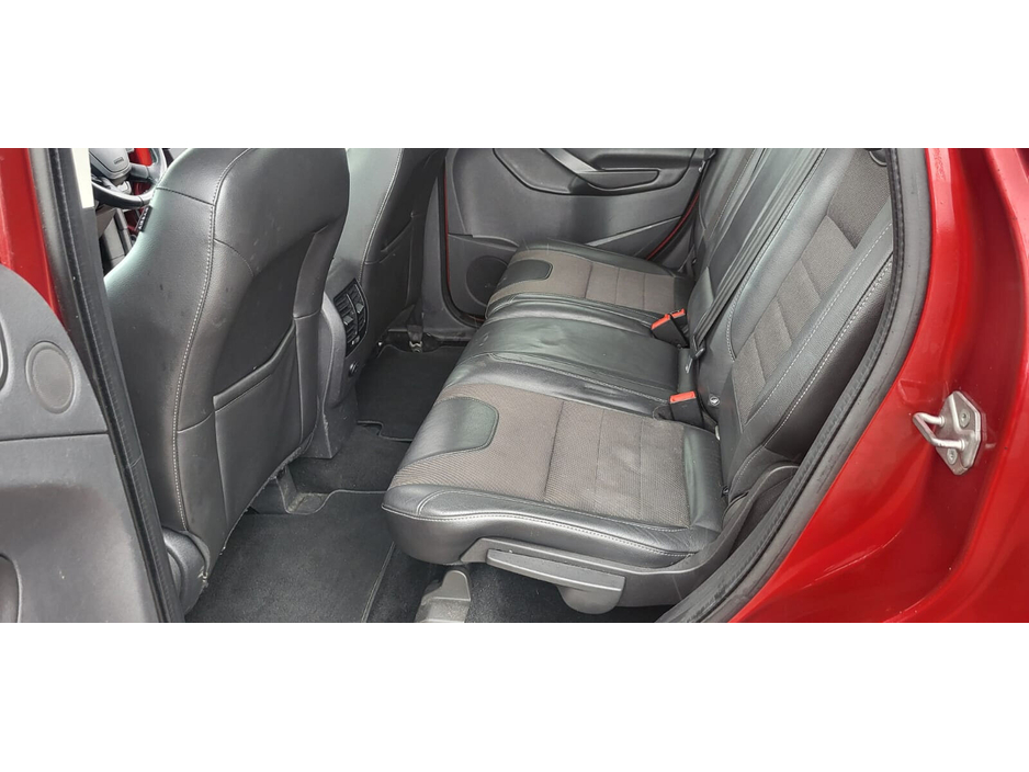 2015 Ford Kuga - image 23