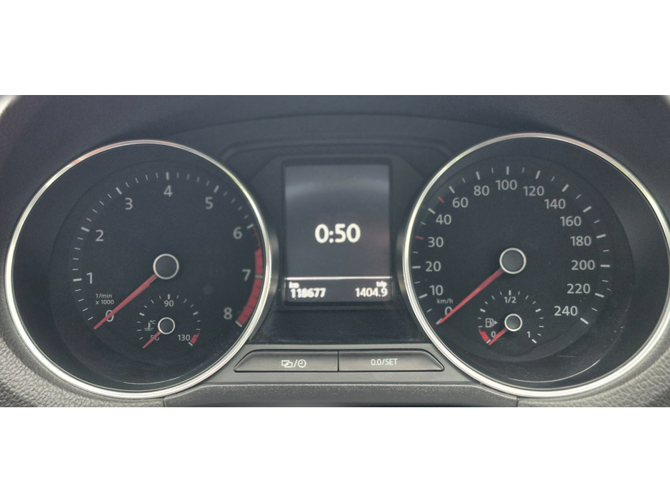 2017 Volkswagen Polo - image 19