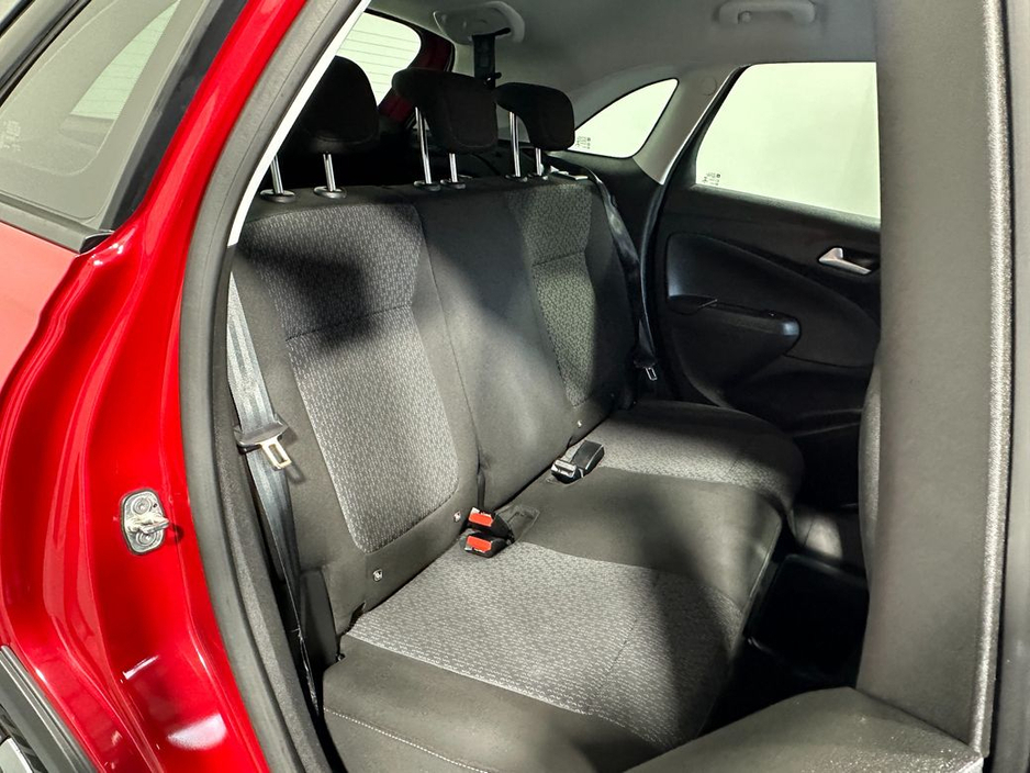 2023 Opel Crossland X 1.5 Diesel SC €17,800