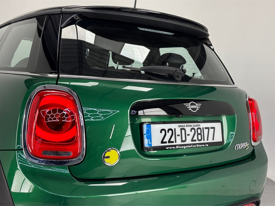 2022 MINI Hatch - image 12