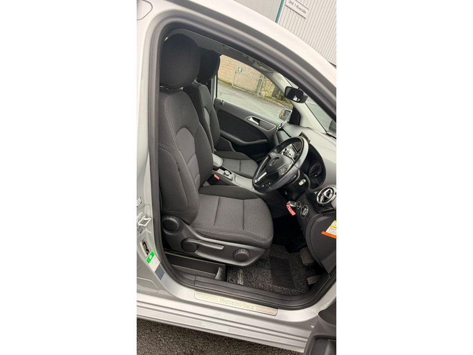 2013 Mercedes-Benz B Class  €11,000