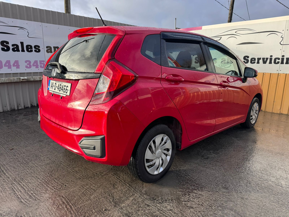 2014 Honda Fit DBA-GK3 5DR AUTO €7,800