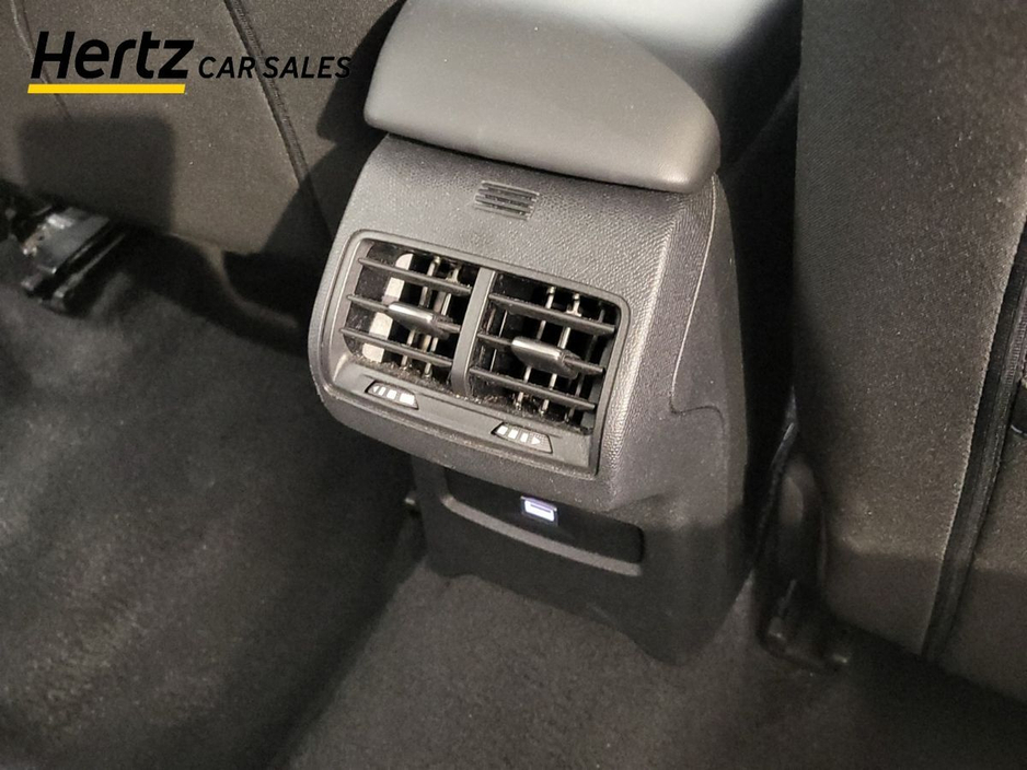 2023 Citroen C4 - image 18