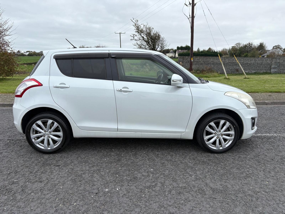 2014 Suzuki Swift - image 5