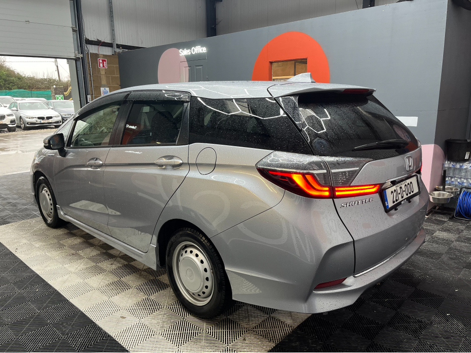 2022 Honda Shuttle €17950 2022 HONDA SHUTTLE HYBRID SENSING 1.5 AUTOMATIC / CRUISE CONTROL / REVERSE CAMERA AND MORE €17,950