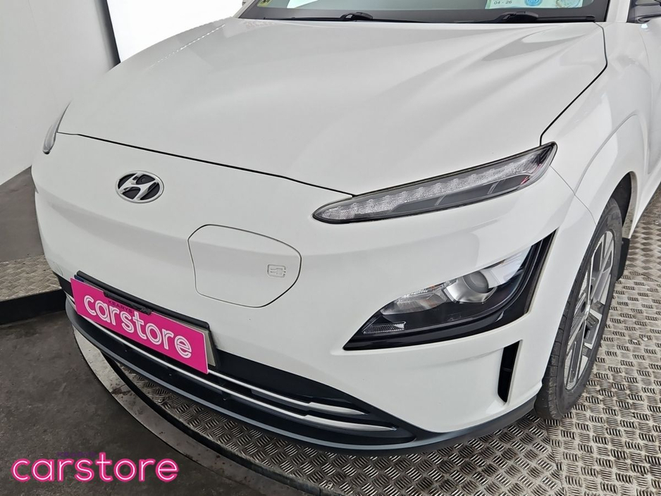 2023 Hyundai Kona - image 17