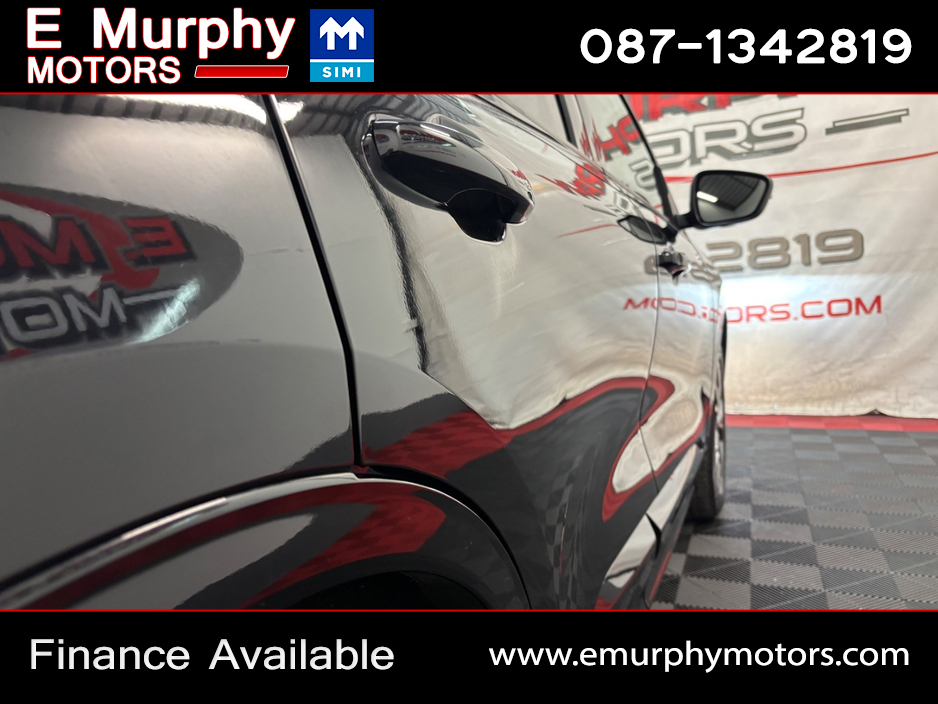 2022 Ford Kuga - image 24