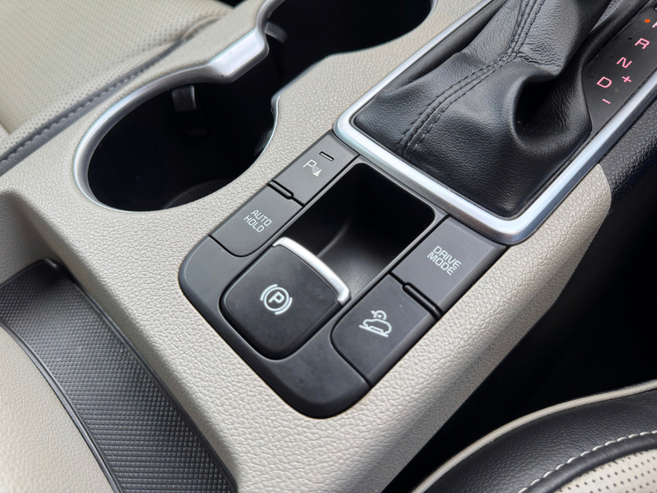2021 Kia Sportage - image 19
