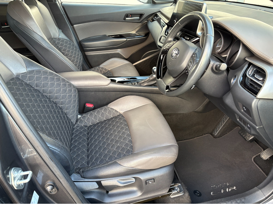 2023 Toyota C-HR HYBRID SOL 4DR AUTO €23,950