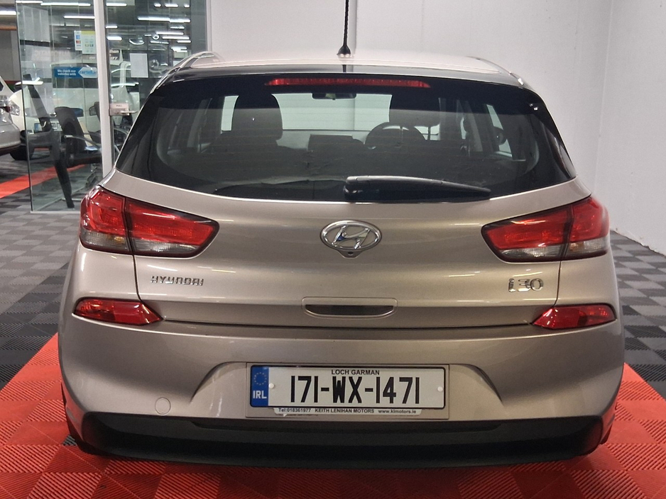 2017 Hyundai i30 - image 5