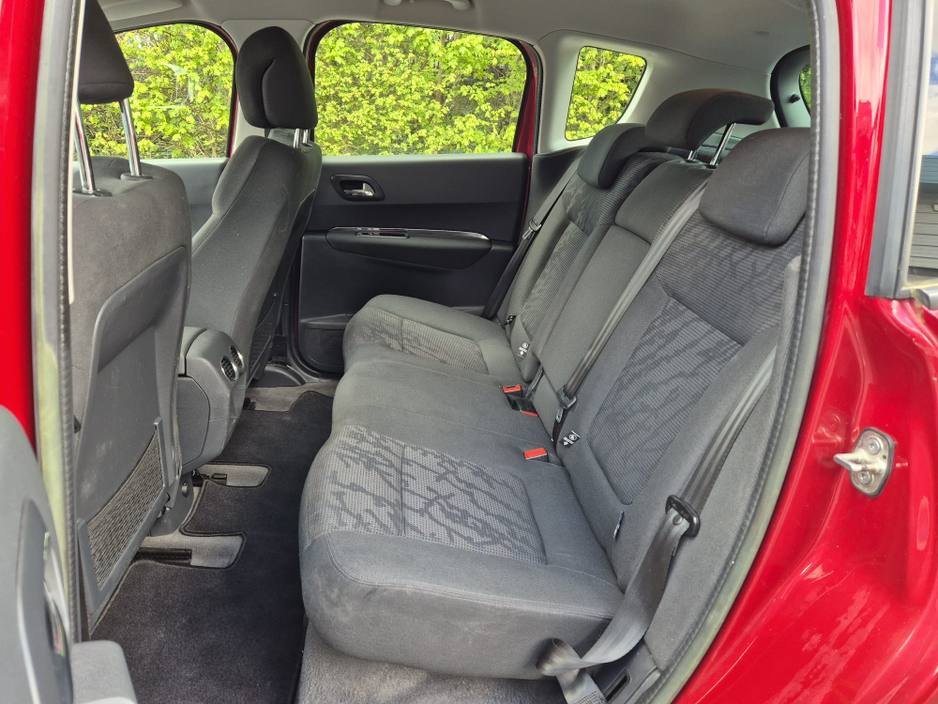 2013 Peugeot 3008 - image 21