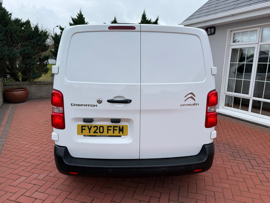 2020 Citroen Dispatch - image 9