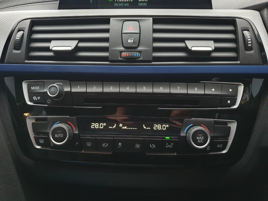 2018 BMW 3 Series - image 16