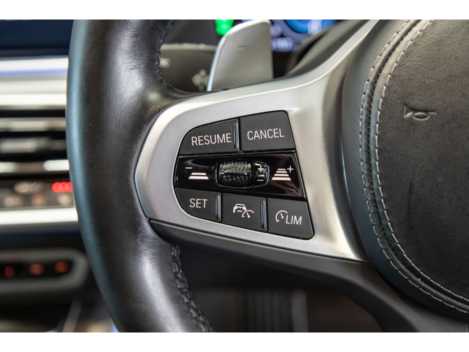 2022 BMW X5 xDrive45e M Sport €56,950