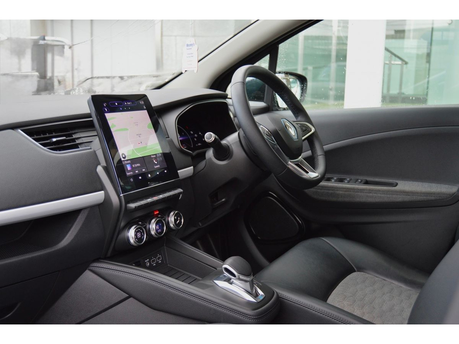 2021 Renault Zoe R135 Z.E 50 GT Line CCS Rapid charge €13,995