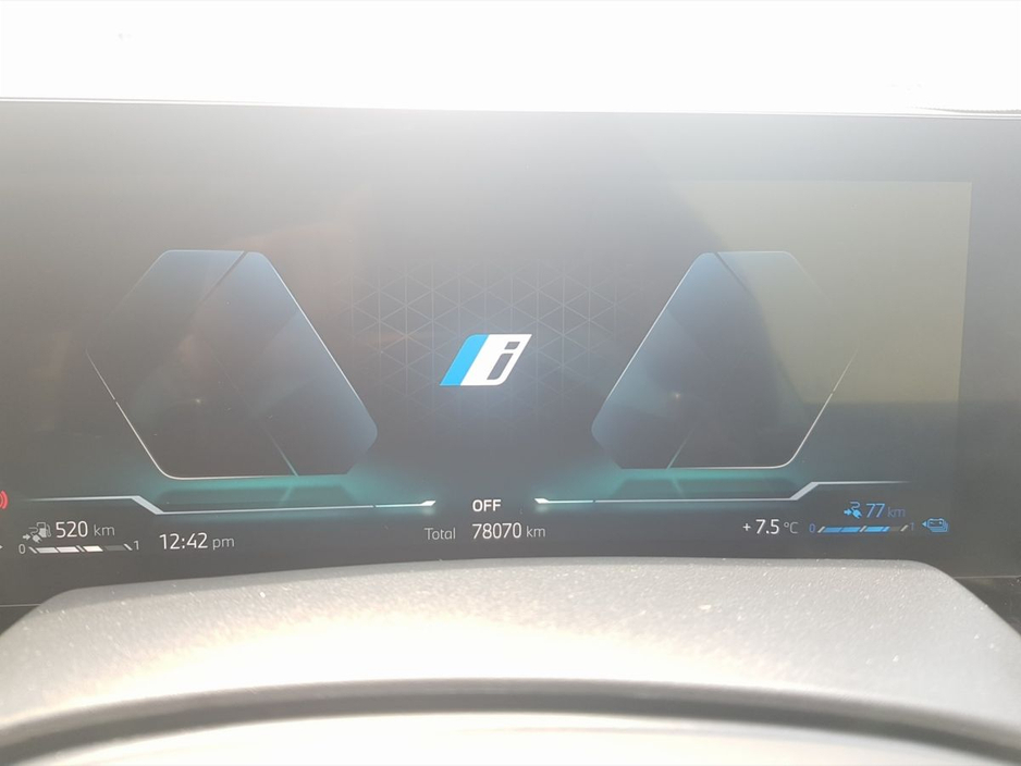 2024 BMW X5 - image 9