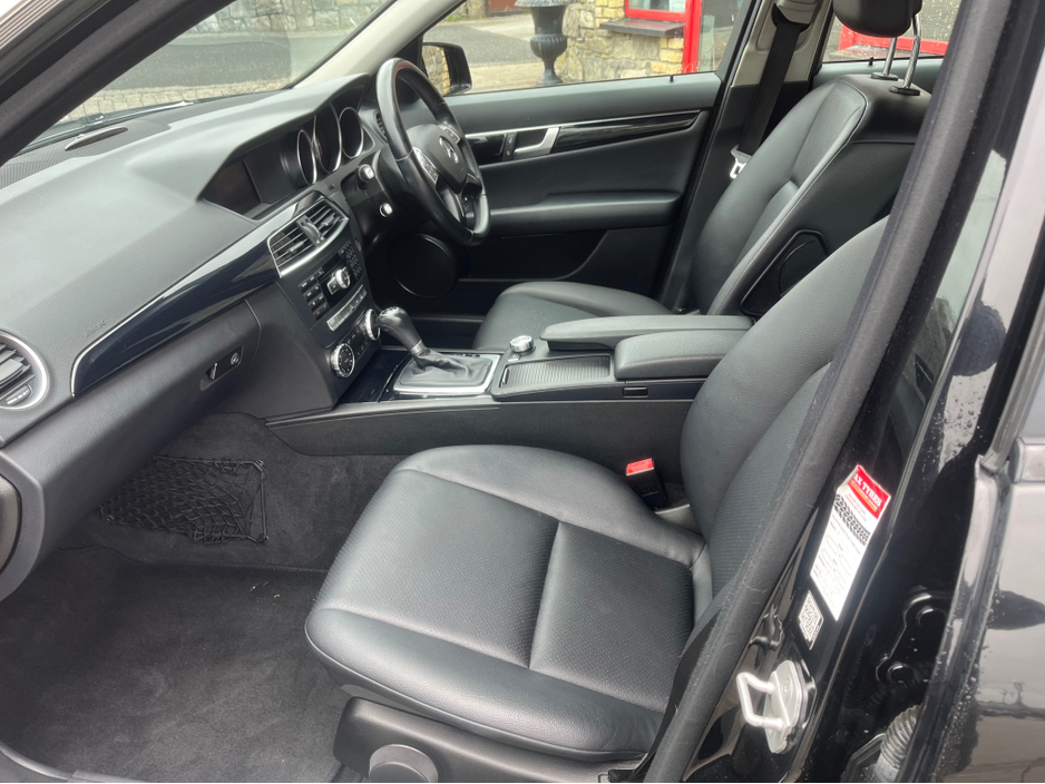 2013 Mercedes-Benz C Class - image 7