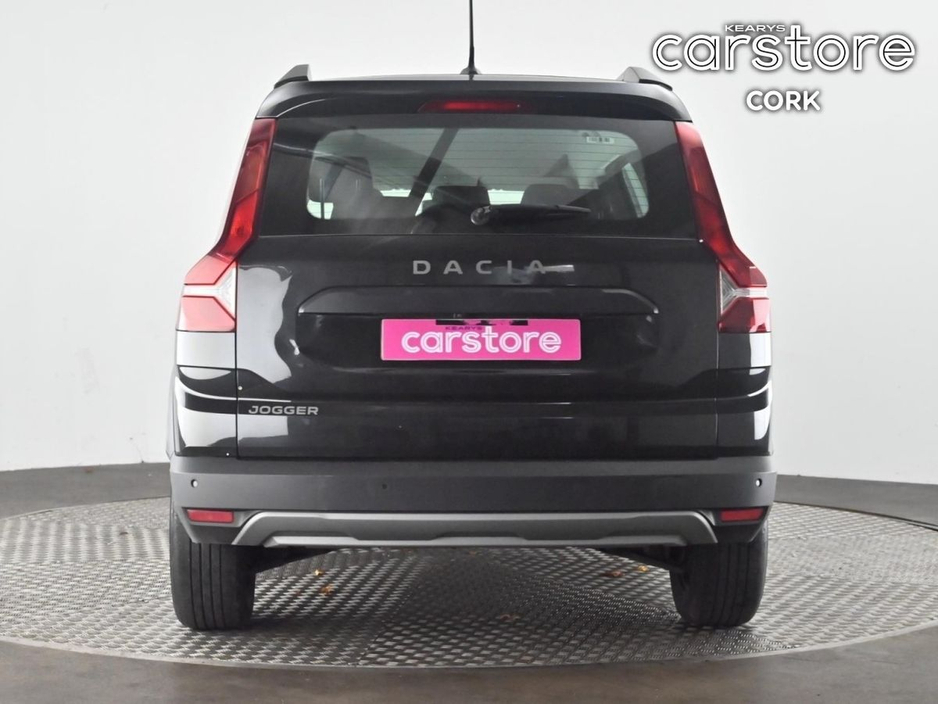 2023 Dacia Jogger - image 4