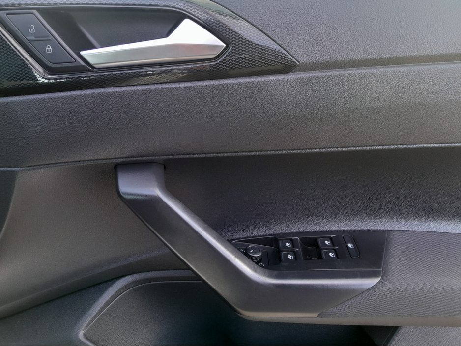 2022 Volkswagen Polo LIFE 1.0 TSI 95BHP MANUAL 5SPEED 5DR €18,400