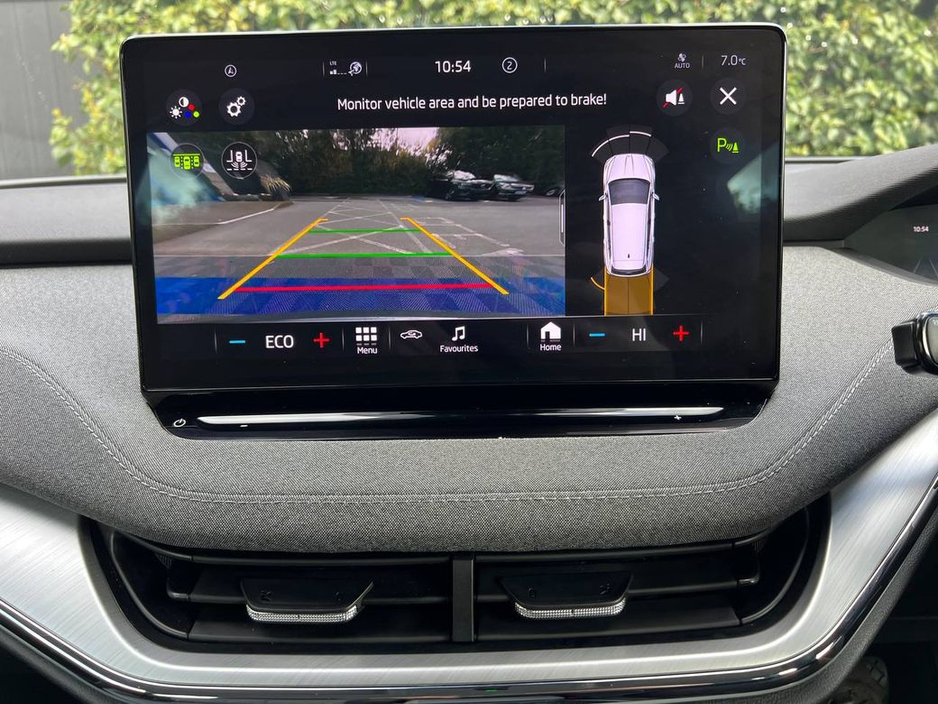 2021 Skoda Enyaq - image 7