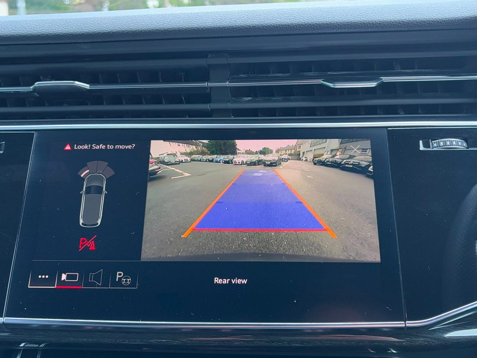 2022 Audi Q7 55 TFSIe S-LINE PHEV FACTORY ELECTRIC TOW BAR €59,995