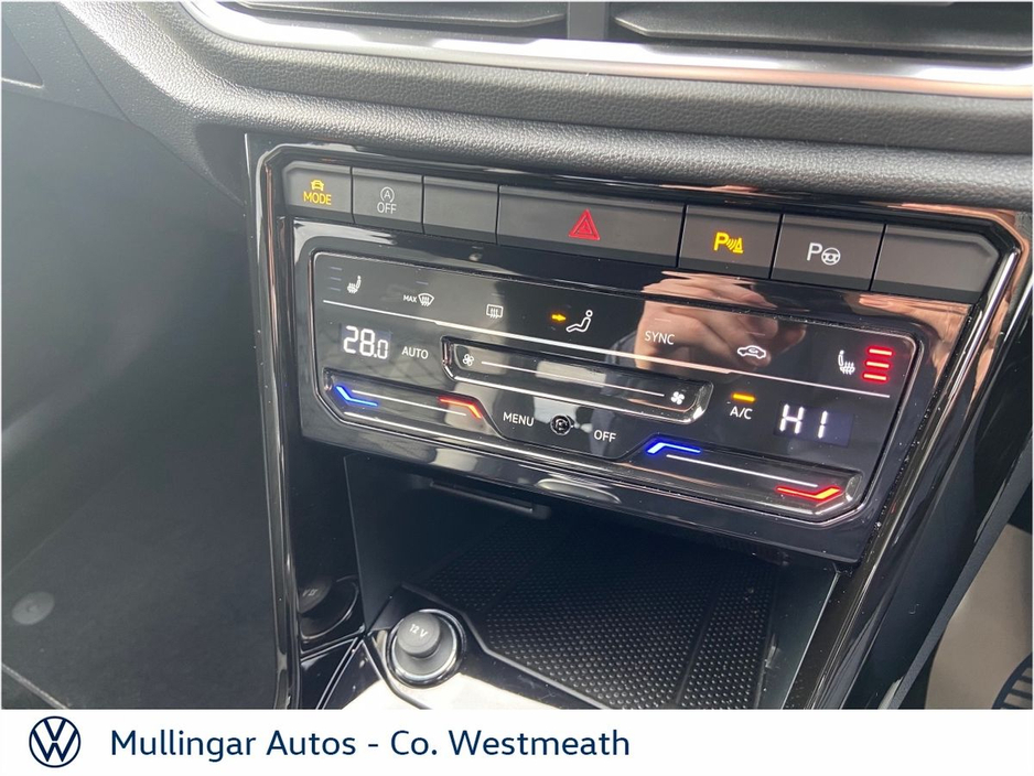 2023 Volkswagen T-Roc - image 15