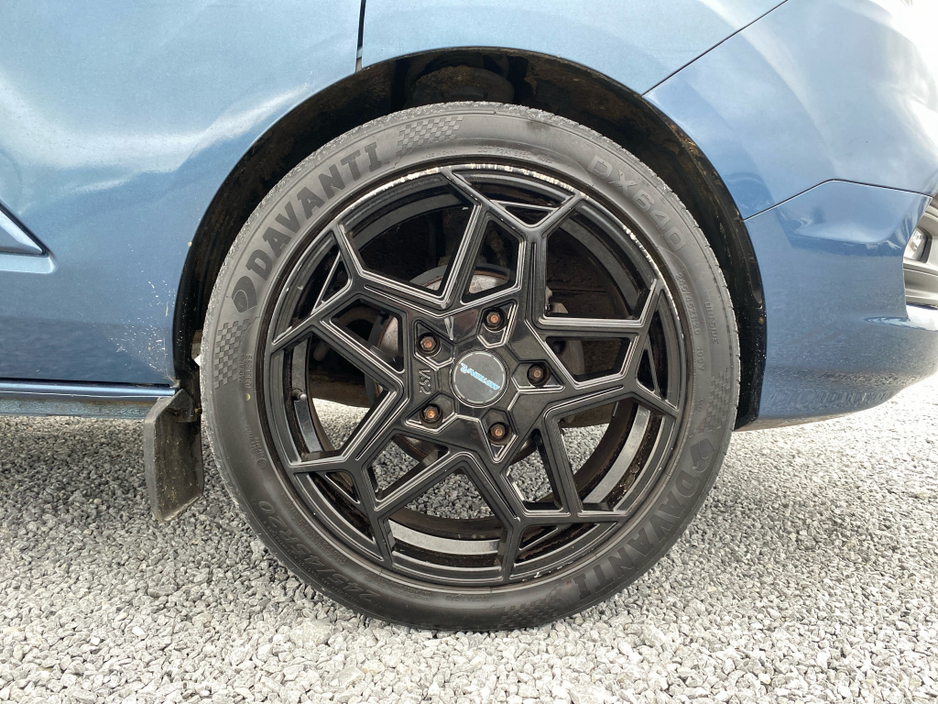 2020 Ford Transit Custom - image 17