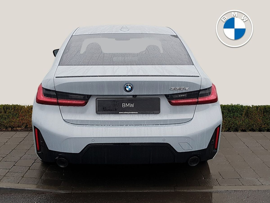 2026 BMW 3 Series - image 13