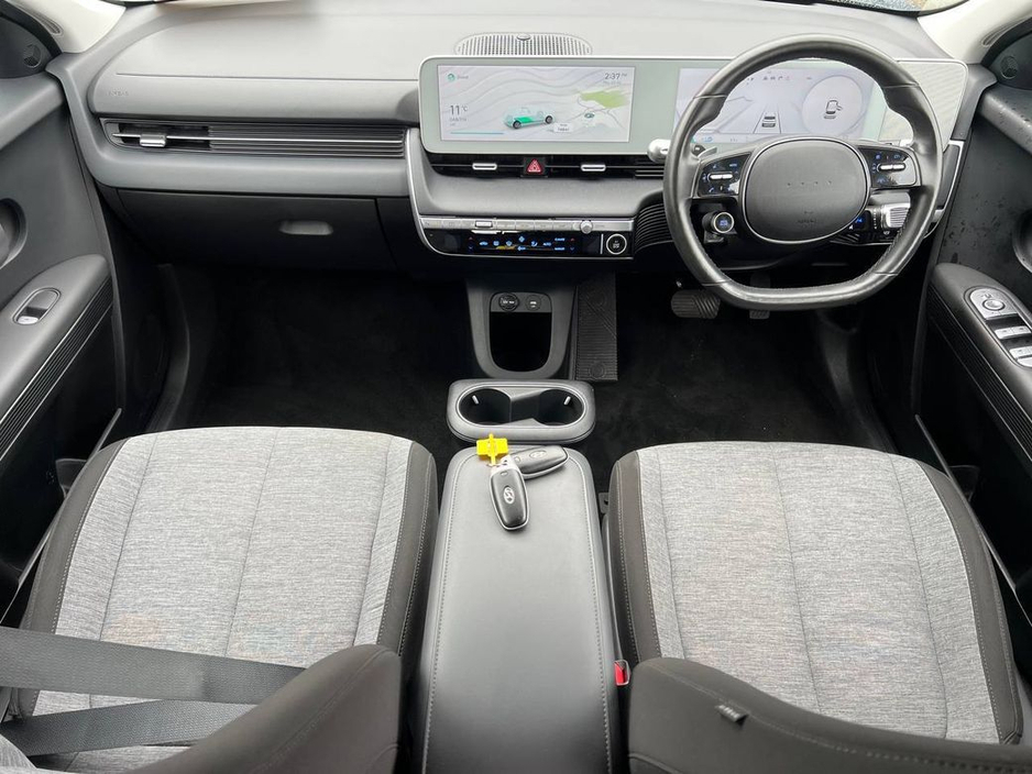 2022 Hyundai Ioniq - image 10