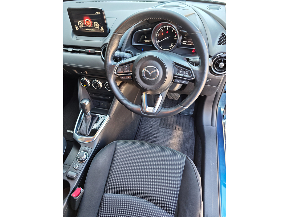 2017 Mazda Demio - image 7