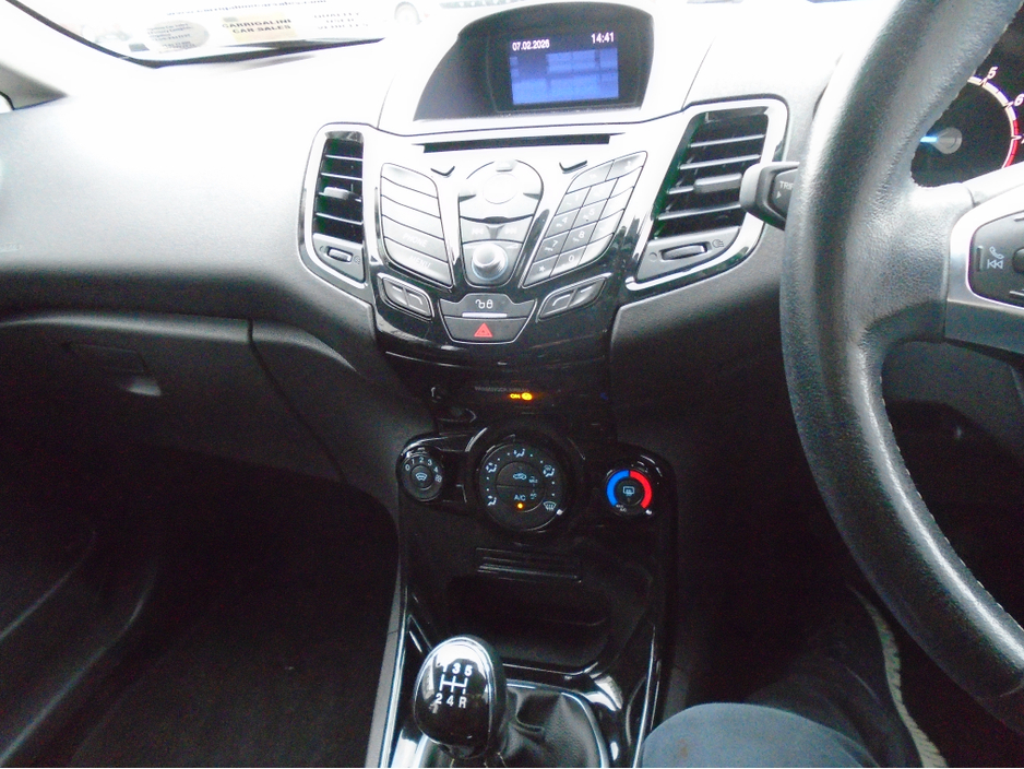 2016 Ford Fiesta MCA TITANIUM 1.25 60PS M5 5 5DR 4DR €9,950